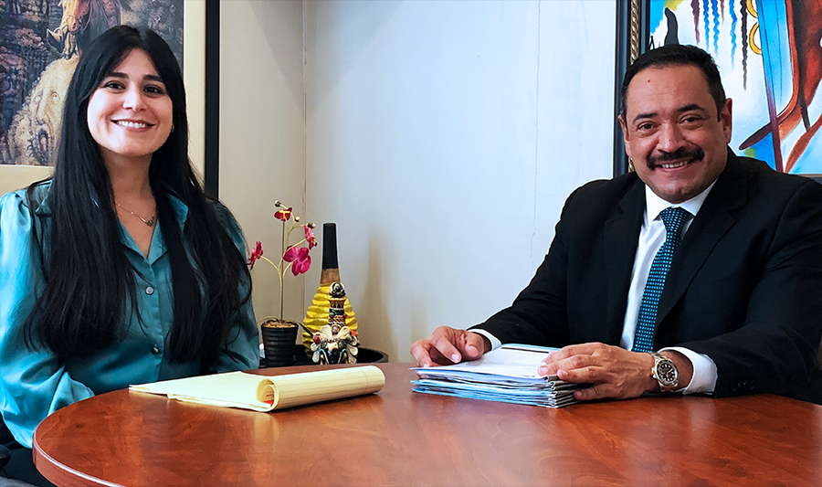 Lcdo. Ernie Cabán & Lcda. Glendaly Molina